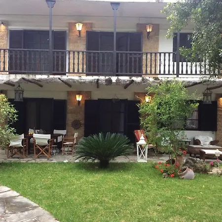 Tatiana Holiday home Nea Kallikrateia